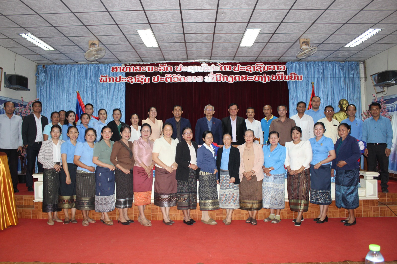 ພະແນກສາທາລະນະສຸກແຂວງຈຳປາສັກຕ້ອນຮັບທ່ານຮອງປະທານສະພາແຫ່ງຊາດ ທີ່ໄດ້ເຄື່ອນໄຫວຢ້ຽມຢາມ ແລະ ເຮັດວຽກຢູ່ແຂວງຈໍາປາສັກ